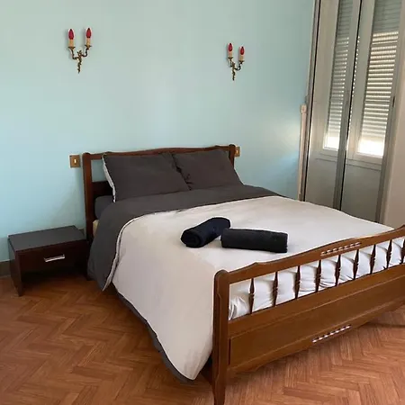 Yetişkin Oteli Concept Airbnb *